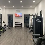 Apartment With 3 Bedrooms, Ac, Pool And Clubhouse